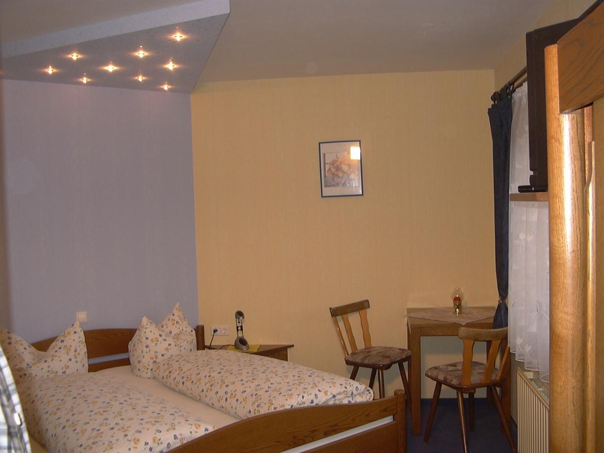 Hotel Gasthof Roessle Westerheim Exterior photo